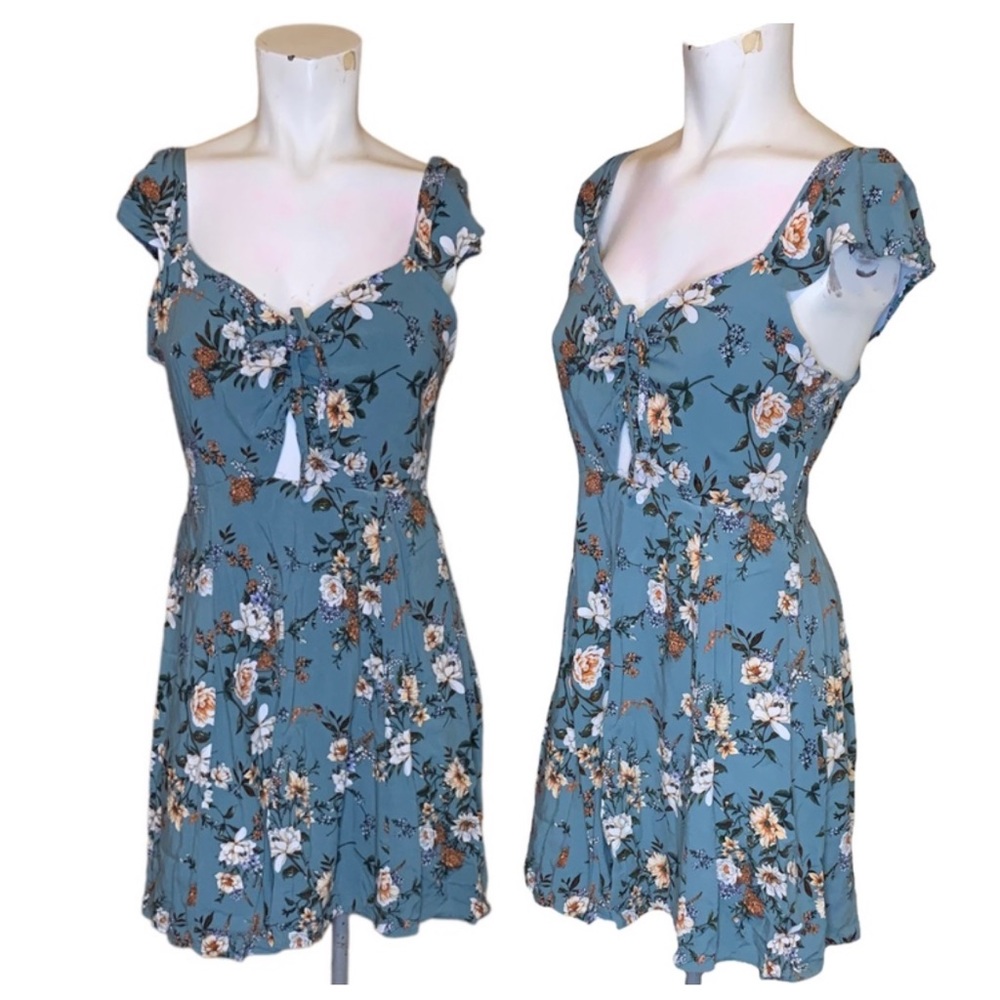Cute sea green dress
